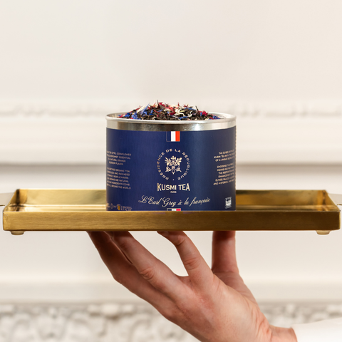 エリゼ宮で朝食を〈アールグレイ〉